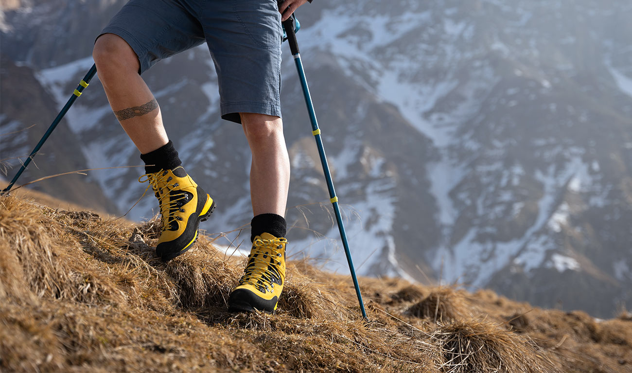 کفش های مناسب ترکینگ و کوهنوردی