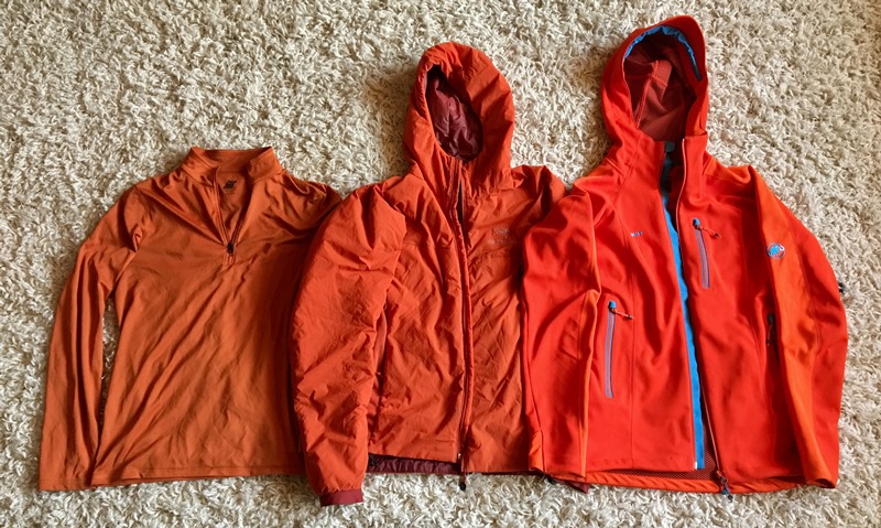 لباس کوهنوردی باید چگونه باشد؟