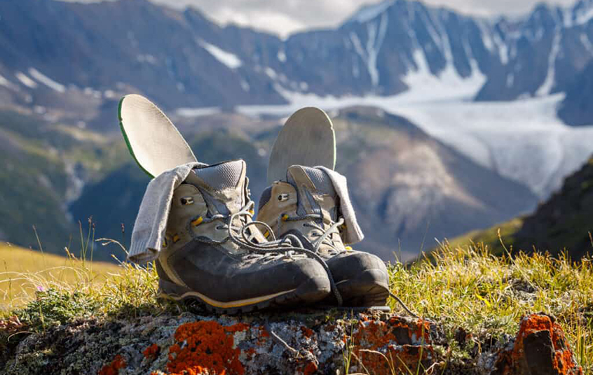 تاریخ انقضا کفش کوهنوردی