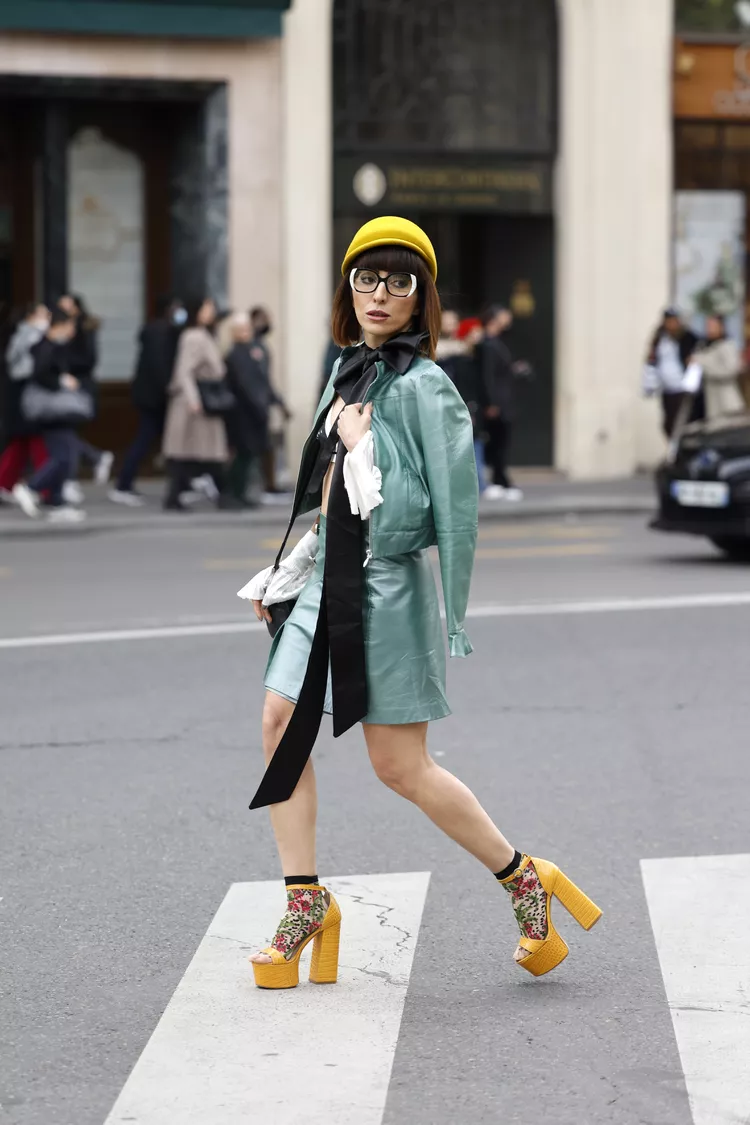 با کفش صندل چه جورابی بپوشیم؟