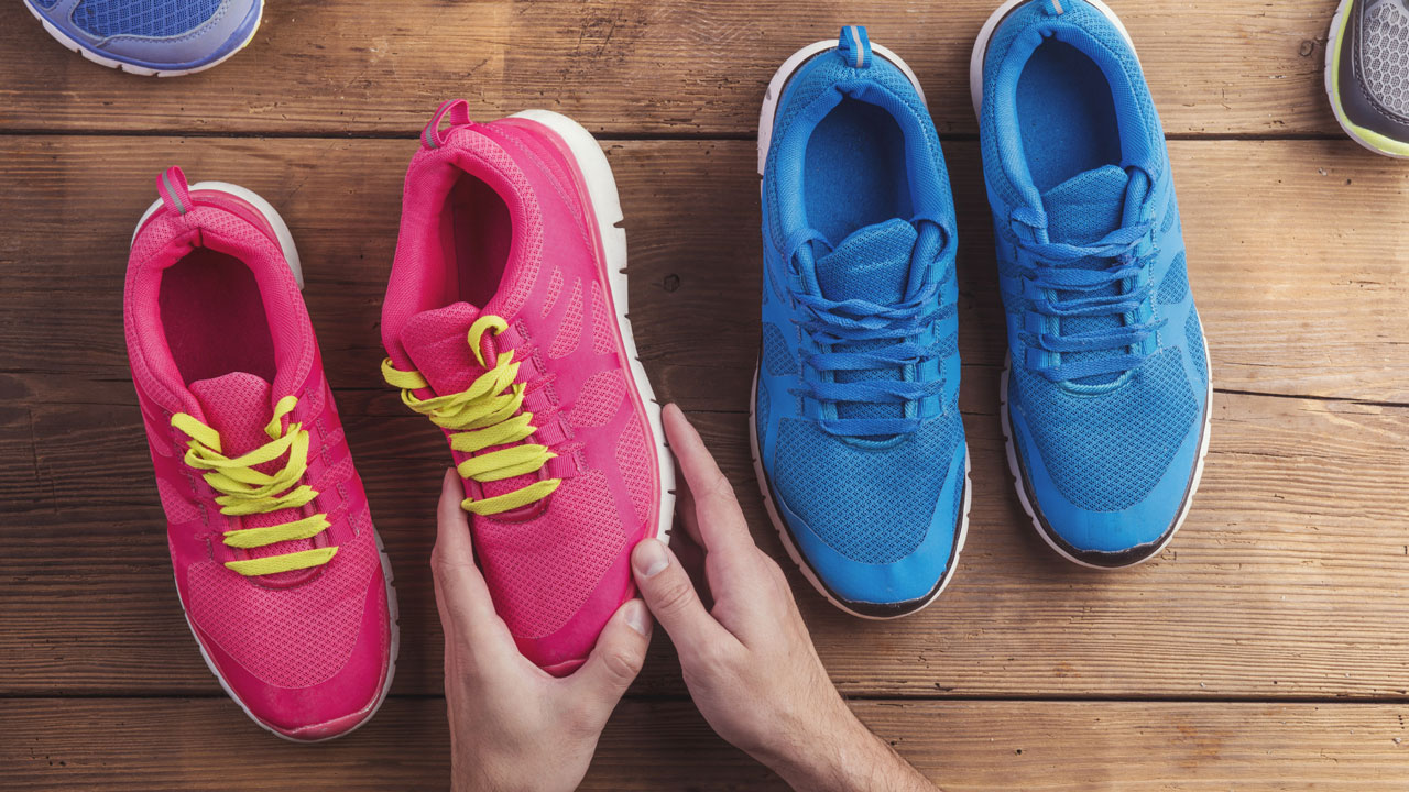 کفش پیاده روی باید چگونه باشد؟