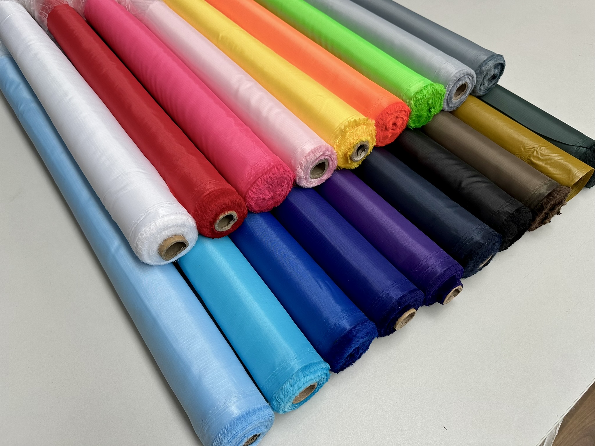 نایلون ریپ استاپ چیست؟ (nylon ripstop)