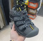 صندل جلو بسته مردانه مدل دنیز اسنوهاک کد SH33M