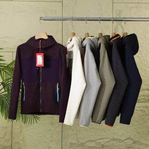 کاپشن پلار زنانه و مردانه اسنوهاک کد 7526